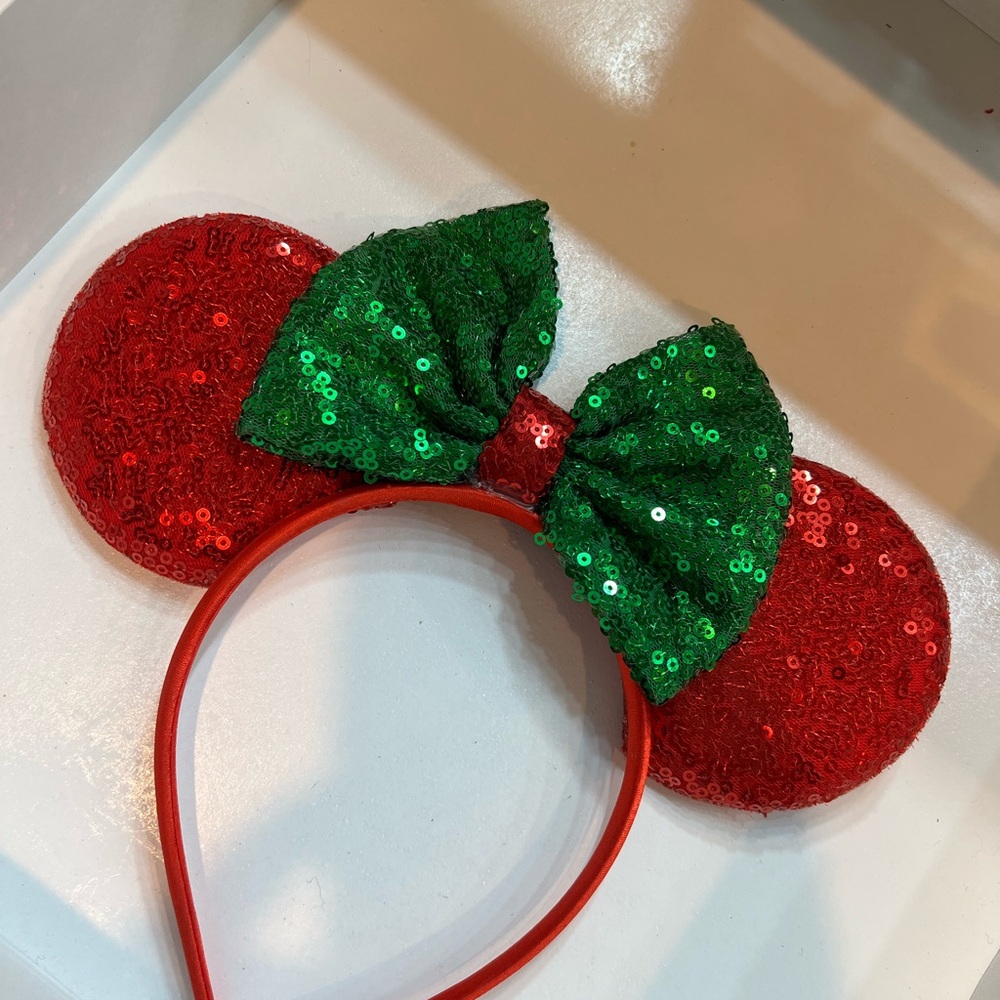 Minnie Mouse ears headband
